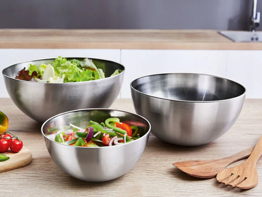 Set of 3 stainless steel salad bowls